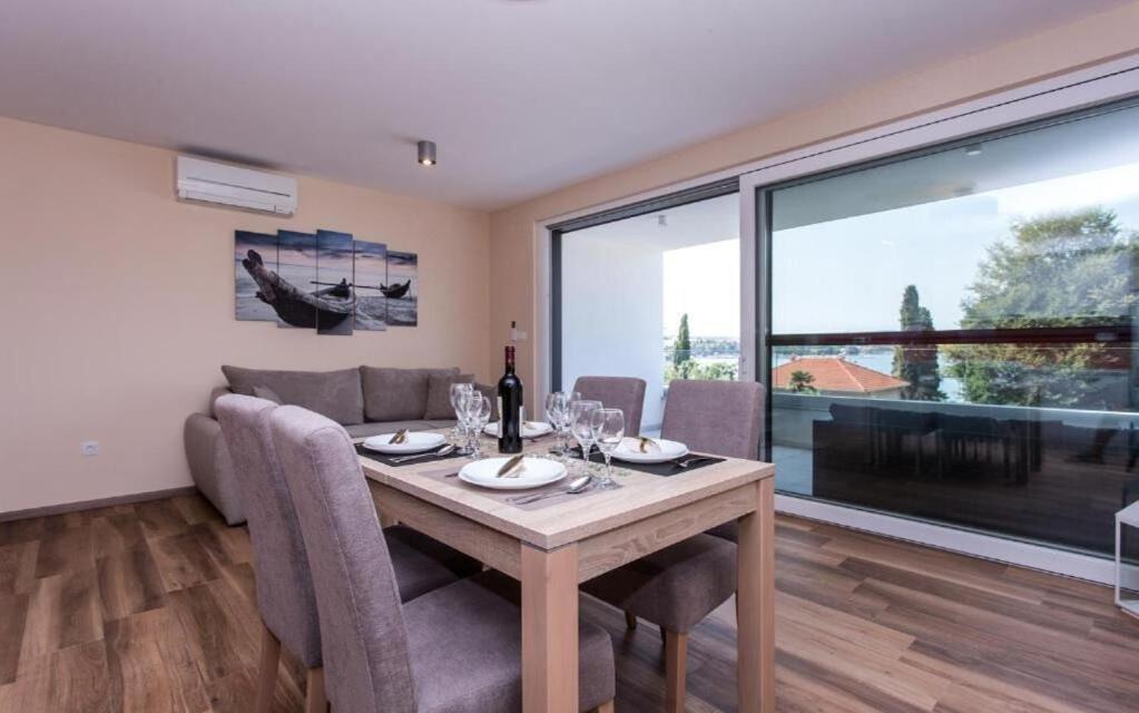 Apartments Marina Malinska Extérieur photo